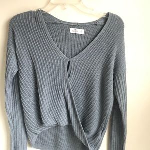 NEW HOLLISTER GREY WRAP SWEATER